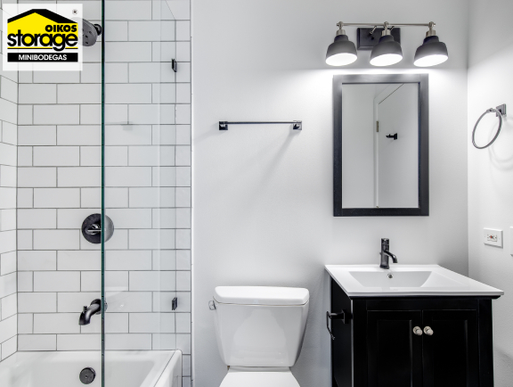 Ideas simples (y económicas) para organizar un baño pequeño Como organizar un baño pequeño